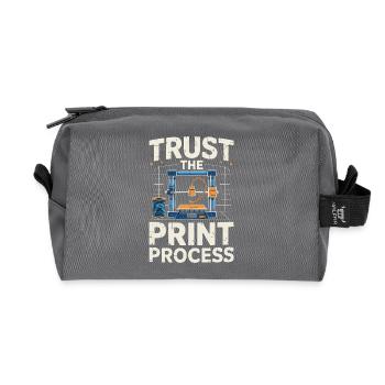 Trust The Print Process Lustiger 3D Druck Spruch - Recycelte Kulturtasche - Anthrazit - Vorne