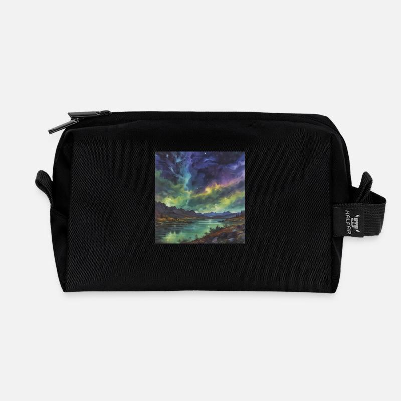 Polarlicht über dem stillen See - Recycelte Kulturtasche - Schwarz