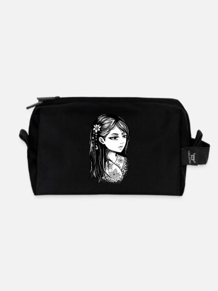 Manga Mädchen Zeichnung im Kimono mit Haarschmuck - Recycelte Kulturtasche - Schwarz