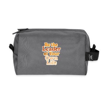 Inspirational leadership text design - Recycled Toiletry Zip Bag - anthracite - Front