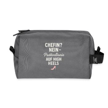Chefin Nein – Problemlöserin auf High Heels - Recycled Toiletry Zip Bag - anthracite - Front