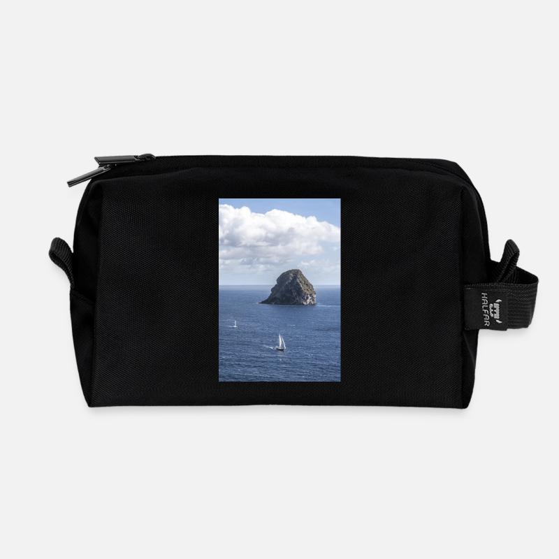 freedom - Recycled Toiletry Zip Bag - black