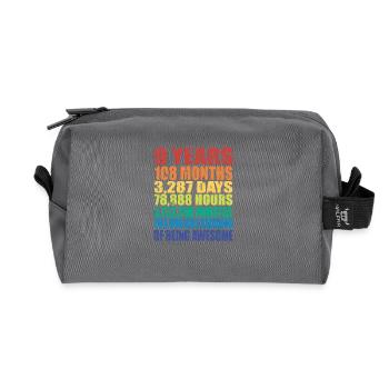 Lustiges Geschenk zum 9. Geburtstag, Alter 9 Jahre alt - Recycelte Kulturtasche - Anthrazit - Vorne