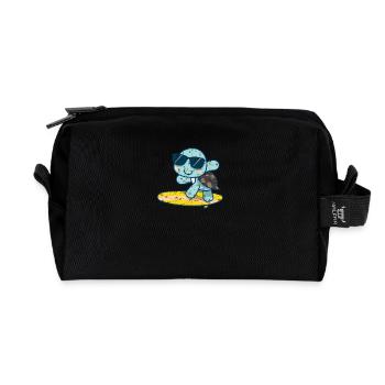 Süße Schildkröte auf Surfbrett mit Sonnenbrille - Recycelte Kulturtasche - Schwarz - Vorne