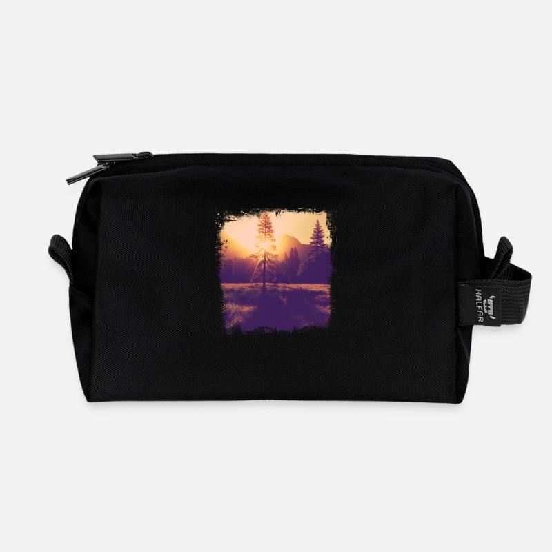 Baum Lichtung Sonnenschein - Recycelte Kulturtasche - Schwarz