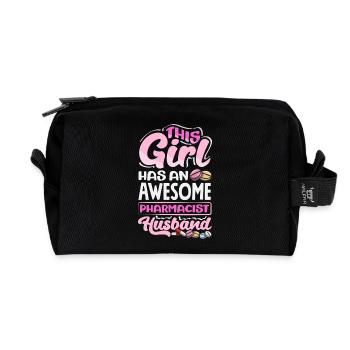 This girl has a great - Recycled Toiletry Zip Bag - black - Front