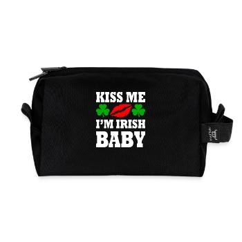 kiss me im irish baby - Recycled Toiletry Zip Bag - black - Front