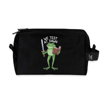 Grenouille de Test de l’Aube : Épée & Parchemin - Trousse de toilette en tissu recyclé - noir - Devant