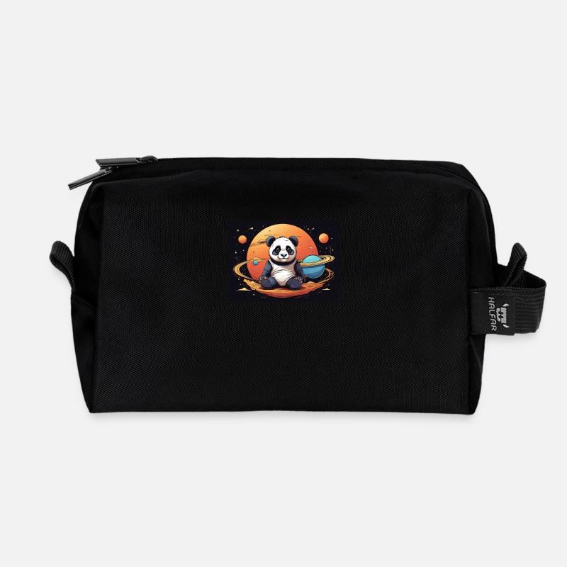 Panda im Weltraum - Recycelte Kulturtasche - Schwarz