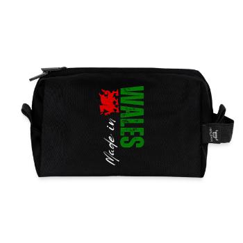 Hergestellt in Wales, vertikales Design - Recycelte Kulturtasche - Schwarz - Vorne