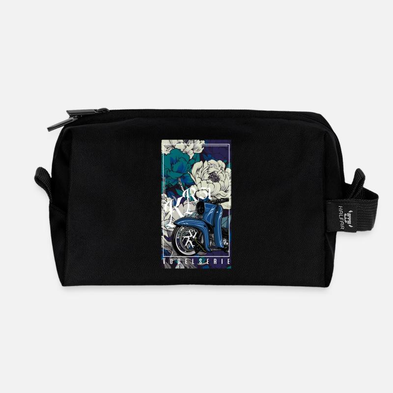 Schwalbe (blau) // Illustration - Recycelte Kulturtasche - Schwarz