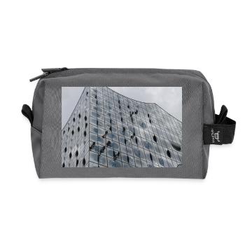 Elbphilharmonie with window cleaners - Recycled Toiletry Zip Bag - anthracite - Front
