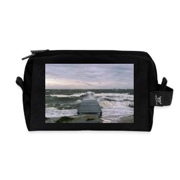 Storm - Recycled Toiletry Zip Bag - black - Front