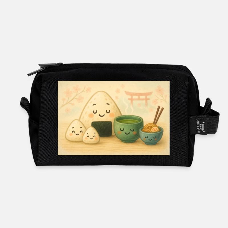 Kawaii Reisbällchen mit Tee Torii - Recycelte Kulturtasche - Schwarz