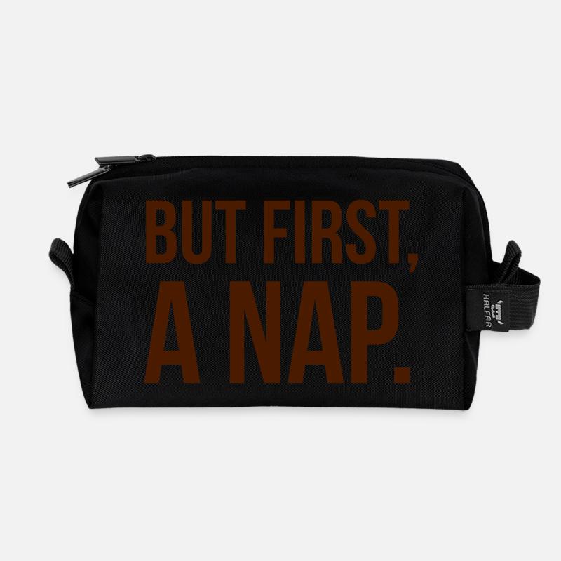 But first a NAP - Recycelte Kulturtasche - Schwarz