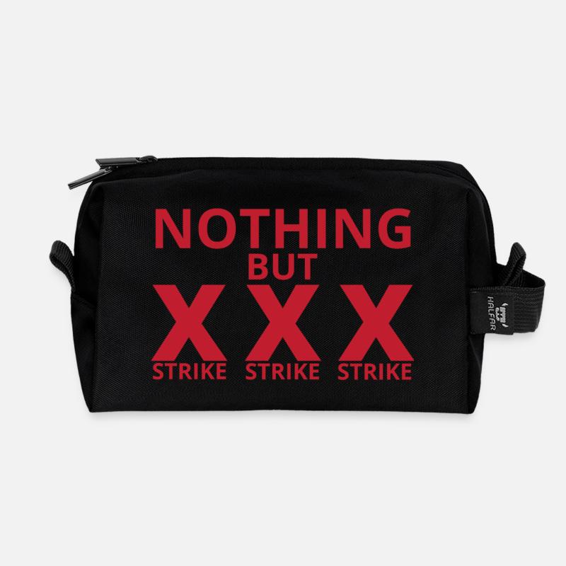 Bowling / Bowler: Nothing But Strike, Strike, Stri - Recycelte Kulturtasche - Schwarz