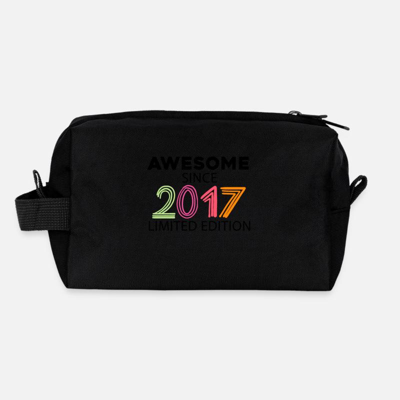Fantastique depuis 2017 - Millésime 2017 Trousse de toilette en tissu recyclé