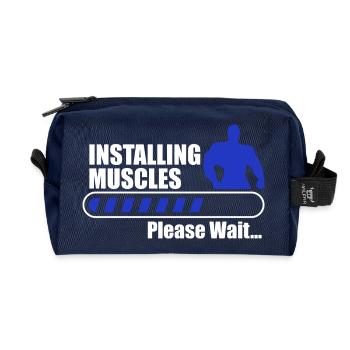Installing muscles gym body building fitness - Recycelte Kulturtasche - Navy - Vorne