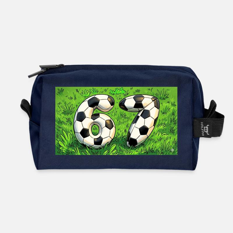 Six Seven Fußball Design  - Recycelte Kulturtasche - Navy