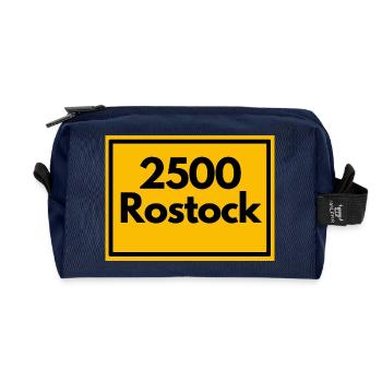 CAP RÉTRO 2500 ROSTOCK, STYLE DDR, CODE POSTAL - Trousse de toilette en tissu recyclé - marine - Devant