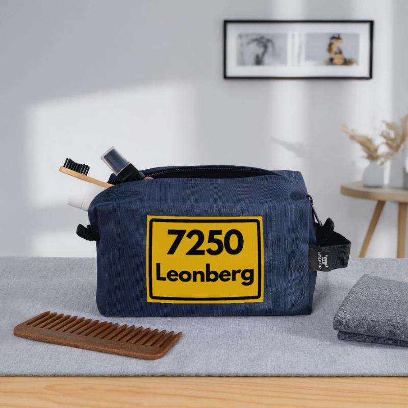 OLD POSTCODE ZIP CODE RETRO 7250 LEONBERG HEIMAT Recycled Toiletry Zip Bag
