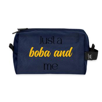Juste un moment de thé à bulles relaxant entre Boba et moi - Trousse de toilette en tissu recyclé - marine - Devant