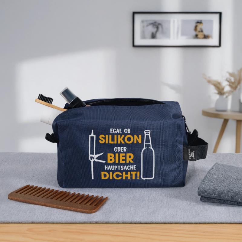 Silikon oder Bier – Hauptsache dicht Recycelte Kulturtasche