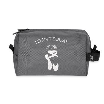 BALLET JE NE Squat I T-SHIRT PLIE - Trousse de toilette en tissu recyclé - anthracite - Devant