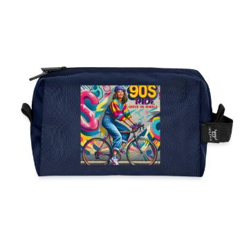 90S Ride Grove auf Rädern - Mädchen auf dem Fahrrad - Recycelte Kulturtasche - Navy - Vorne
