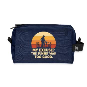 Gardener in the sun: apologies accepted - Recycled Toiletry Zip Bag - navy - Front