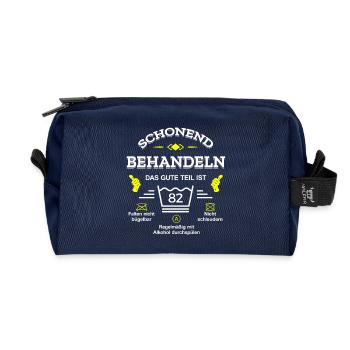 HANDLE MIT SORGFALT – 82 JAHRE PERFEKTION - Recycelte Kulturtasche - Navy - Vorne