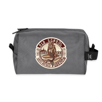 surfer Usedom T-Shirt – Ostsee Streetwear Design - Recycled Toiletry Zip Bag - anthracite - Front