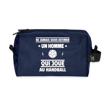 Ne jamais sous-estimer un homme qui joue au hand - Trousse de toilette en tissu recyclé - marine - Devant