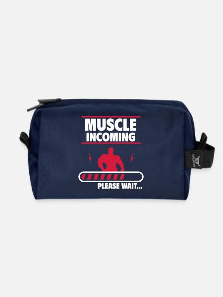 Muskeln Kommen Bald - Humor für Fitnessfans - Recycelte Kulturtasche - Navy