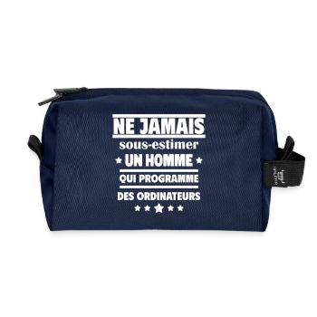 Unterschätzen Sie niemals einen Mann, der programmiert - Recycelte Kulturtasche - Navy - Vorne
