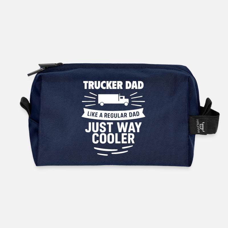 Trucker Dad – Juste beaucoup plus cool - Trousse de toilette en tissu recyclé - marine