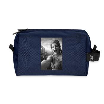 Artemis Selfie with a Deer - Recycled Toiletry Zip Bag - navy - Front