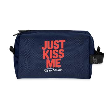 Just Kiss Me Talk Later Küss Mich JGA Single Party - Recycelte Kulturtasche - Navy - Vorne