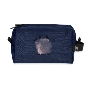 Motherhood EST 2025 – Gentle Parenting Design - Recycelte Kulturtasche - Navy - Vorne