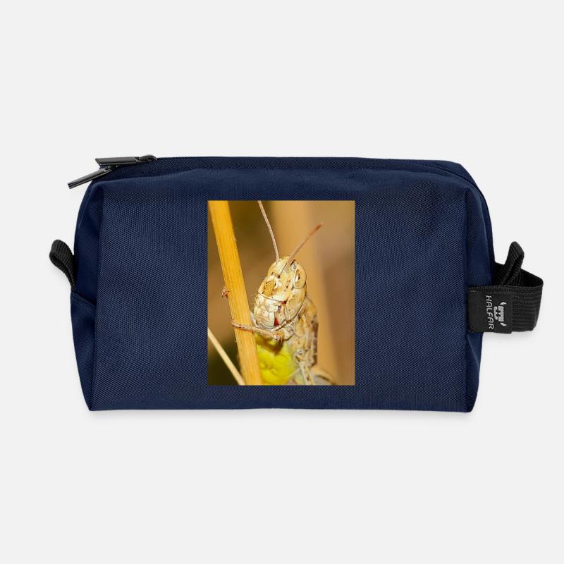 Makrofotografie einer Heuschrecke in Details - Recycelte Kulturtasche - Navy