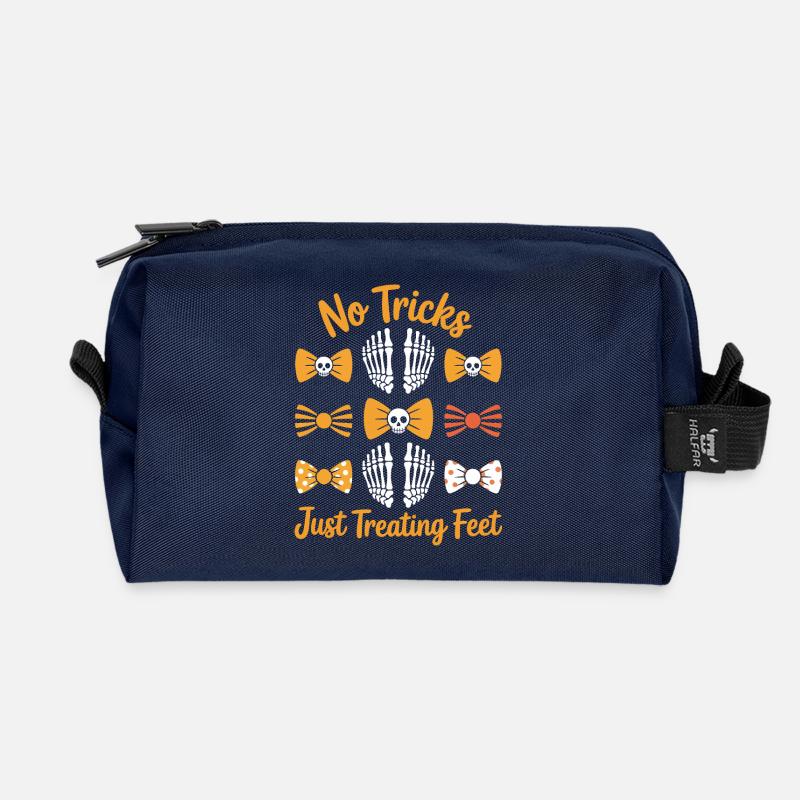 Pas d’astuces, juste traiter les pieds - Trousse de toilette en tissu recyclé - marine