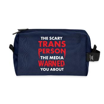 Trans Person Warned Bold Red Activist Graphic - Recycelte Kulturtasche - Navy - Vorne