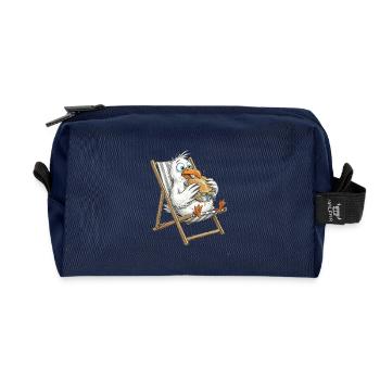 Mouette gastronomique sur une chaise de plage avec des sandwichs au poisson - Trousse de toilette en tissu recyclé - marine - Devant