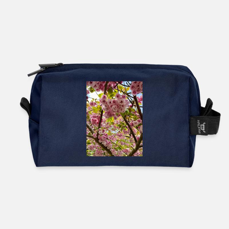 Kirschblütenzauber im Frühling - Recycelte Kulturtasche - Navy