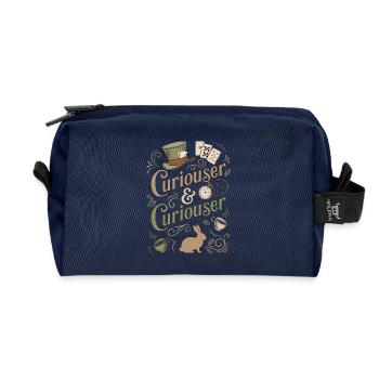 Alice Immer Neugieriger ("Curiouser") - Recycelte Kulturtasche - Navy - Vorne