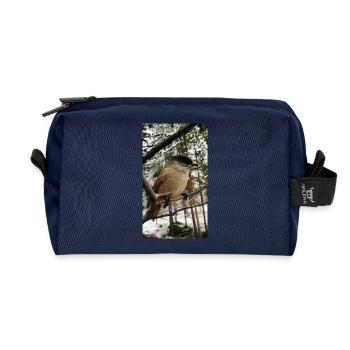 Jay - Recycelte Kulturtasche - Navy - Vorne