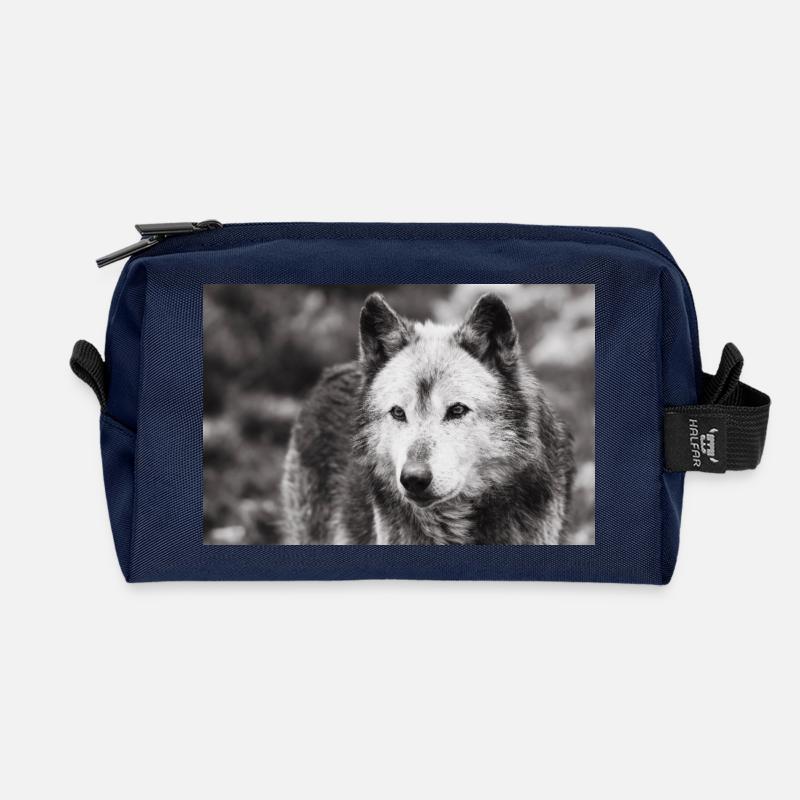 Lone Wolf Black and White - Recycelte Kulturtasche - Navy