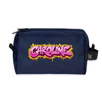 CAROLINE GRAFFITI NAME FÜR PERFEKTES GESCHENK DRUCKBAR - Recycelte Kulturtasche - Navy - Vorne