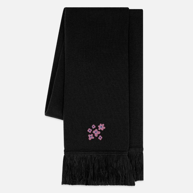 Blümchen bestickt - Strickschal - Schwarz