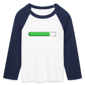 Durchschnittliche Spurweite Grün (drei Viertel) - Frauen Cropped Baseball T-Shirt 3/4 Arm - Weiß/Navy  - Vorne - Maraike (178cm)